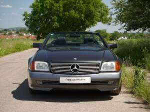Image 3/39 de Mercedes-Benz 280 SL (1900)