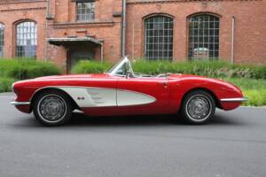 Image 4/21 of Chevrolet Corvette (1959)