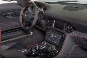 Image 26/31 of Mercedes-Benz SLS AMG GT Roadster (2014)