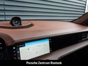 Bild 24/35 von Porsche Taycan 4S Sport Turismo (2026)