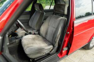 Immagine 27/47 di Alfa Romeo 75 1.6 (1991)