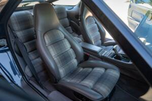 Afbeelding 47/50 van Porsche 928 GTS (1992)