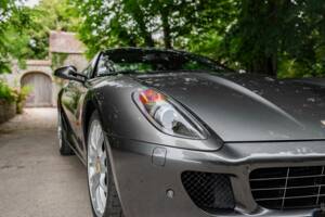 Image 16/50 de Ferrari 599 GTB Fiorano (2006)