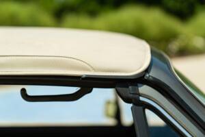 Image 18/50 de Volkswagen Golf Mk I Convertible 1.1 (1980)