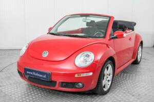 Image 17/50 de Volkswagen New Beetle 2.0 (2006)