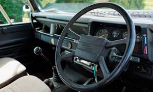 Image 4/50 de Land Rover Defender 110 (1983)