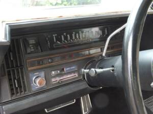 Immagine 21/50 di Cadillac DeVille Convertible (1969)
