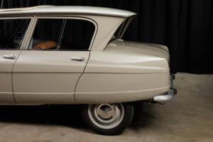 Image 21/60 of Citroën Ami 6 Berline (1969)