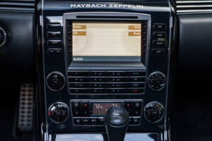 Image 18/42 of Maybach 57 S Zeppelin (2009)