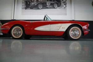 Image 3/50 of Chevrolet Corvette (1958)