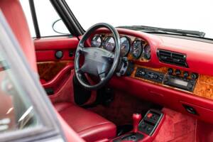 Immagine 19/32 di Porsche 911 Carrera (1994)