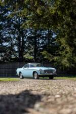 Image 17/50 of Volvo 1800 S (1964)
