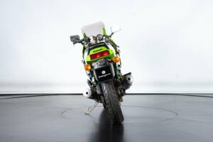 Image 7/36 of Kawasaki GPZ 600 R (1985)