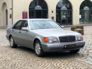 Imagen 3/18 de Mercedes-Benz 500 SE (1992)
