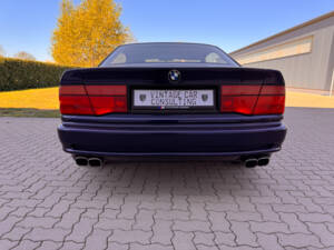 Image 11/69 of BMW 850i (1993)