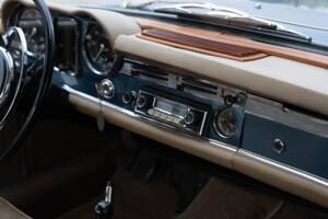 Immagine 48/93 di Mercedes-Benz 230 SL (1965)