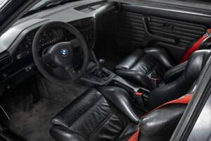 Bild 2/5 von BMW M3 Sport Evo (1990)