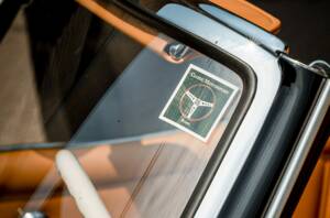 Image 16/42 of Mercedes-Benz 190 SL (1961)