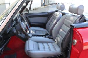 Bild 10/17 von Alfa Romeo 2.0 Spider QV (1987)