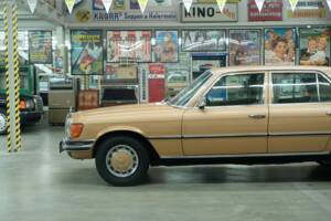 Image 5/50 de Mercedes-Benz 350 SE (1973)