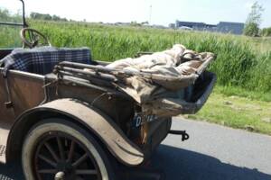 Image 38/66 of Regal Model T Underslung (1913)