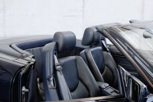 Image 25/46 of Mercedes-Benz SL 320 (1998)