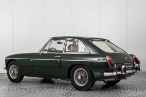 Image 7/50 of MG MGB GT (1973)