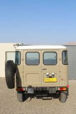 Image 4/8 of Toyota Land Cruiser FJ 40 (1979)