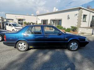 Immagine 42/46 di Lancia Thema 8.32 (1987)