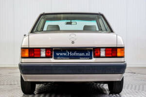 Bild 4/50 von Mercedes-Benz 190 D 2.5 Turbo (1989)