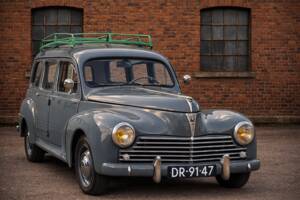 Image 13/28 de Peugeot 203 Familiale (1953)