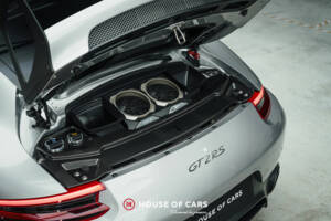 Imagen 17/25 de Porsche 911 GT2 RS (2018)