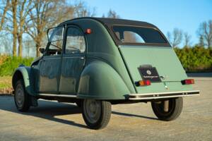 Image 6/41 de Citroën 2 CV (1963)
