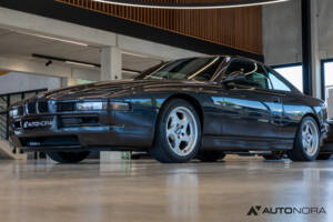 Image 24/46 of BMW 850CSi (1993)