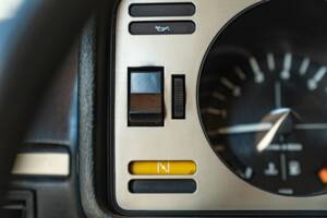 Image 39/50 de Volkswagen Golf Mk I Convertible 1.1 (1980)