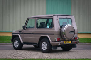Afbeelding 5/30 van Mercedes-Benz 300 GE (SWB) (1991)