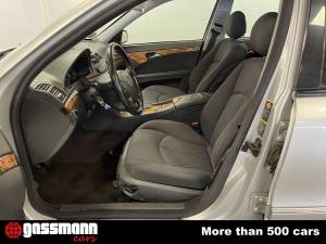 Bild 9/15 von Mercedes-Benz E 240 (2002)