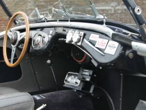 Image 32/42 of Austin-Healey 100&#x2F;4 (BN1) (1955)