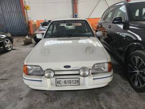 Afbeelding 2/14 van Ford Escort turbo RS (1988)
