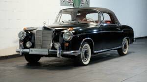 Image 15/30 of Mercedes-Benz 220 S Cabriolet (1957)