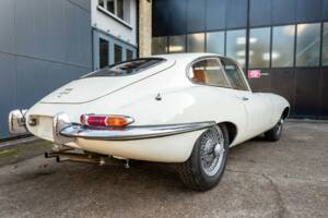 Imagen 18/50 de Jaguar E-Type 4.2 (1965)