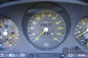 Bild 22/50 von Mercedes-Benz 380 SL (1982)