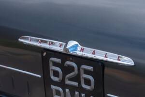 Image 38/50 of Vauxhall Cresta (1958)