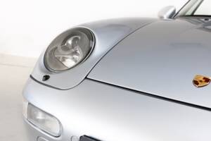 Immagine 29/32 di Porsche 911 Carrera (1994)