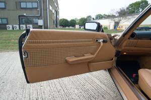 Bild 22/39 von Mercedes-Benz 280 SL (1984)