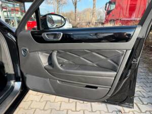 Bild 22/26 von Bentley Continental Flying Spur (2007)