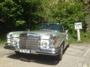 Afbeelding 9/25 van Mercedes-Benz 280 SE 3,5 (1971)
