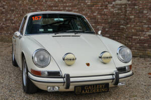 Bild 32/50 von Porsche 911 2.0 (1965)