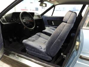 Image 5/15 de Lancia Gamma 2000 (1981)