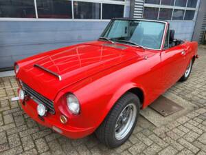 Image 4/8 de Datsun Fairlady 1600 (1968)